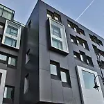 Hotel Graffit Gallery Design Warna