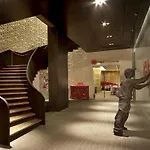 Hotel Graffit Gallery Design Warna