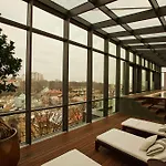 Graffit Gallery Design Hotel Warna