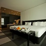 Graffit Gallery Design Hotel Warna