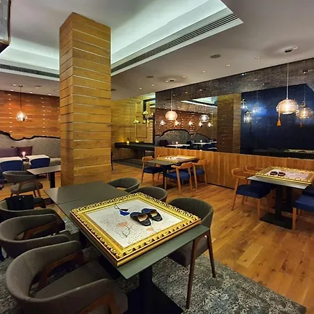 Graffit Gallery Design 5*