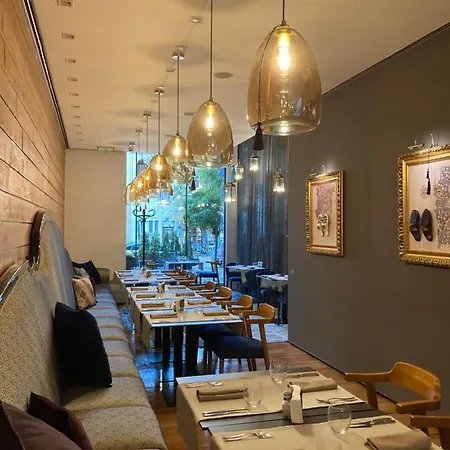 Graffit Gallery Design 5* Варна