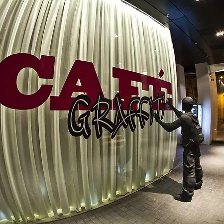 Отель Graffit Gallery Design 5*