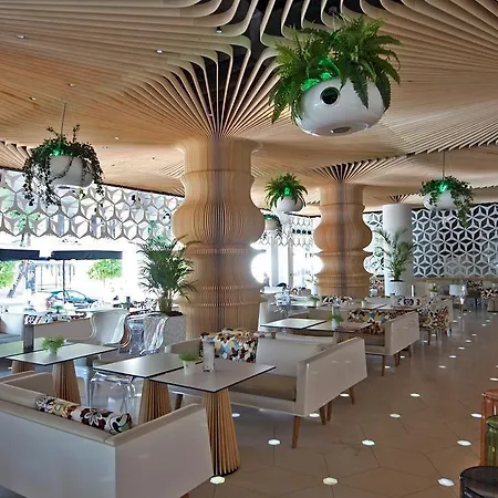 Graffit Gallery Design 5* Варна