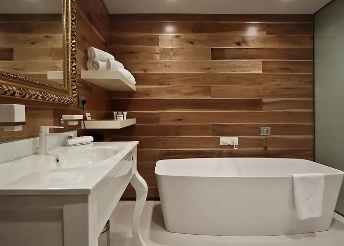 Hotel Graffit Gallery Design 5*