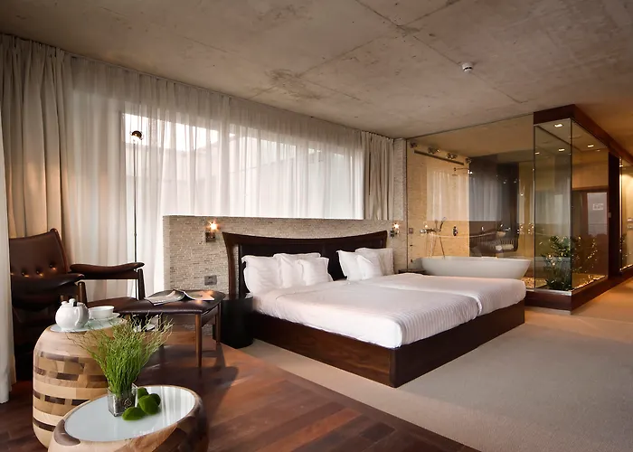 涂鸦画廊设计酒店