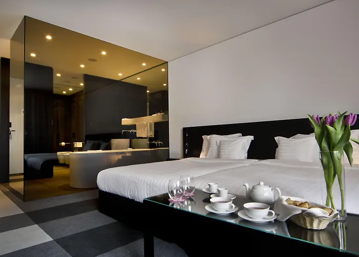 涂鸦画廊设计酒店