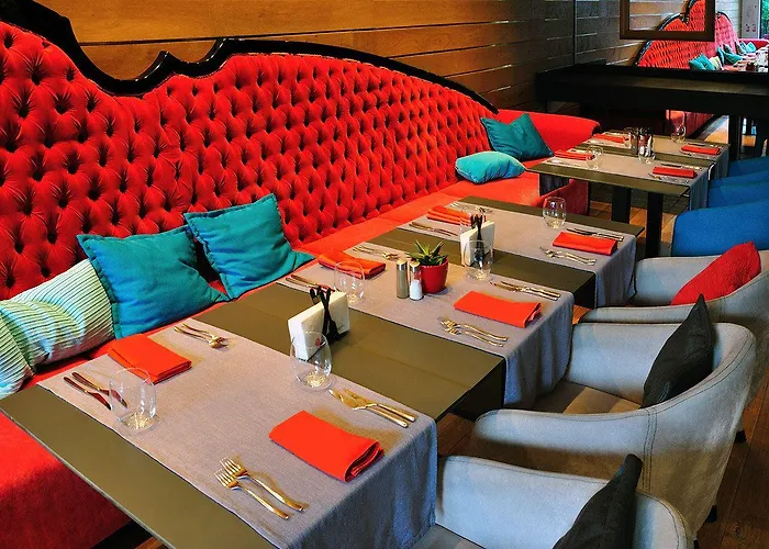 Hotel Graffit Gallery Design