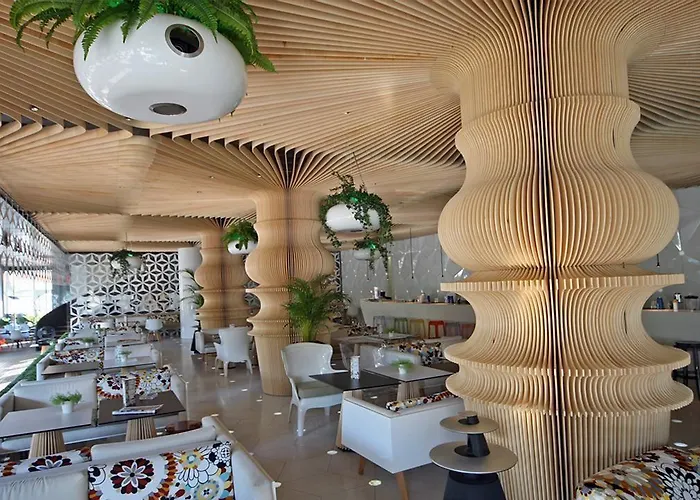 酒店 涂鸦画廊设计酒店 5*