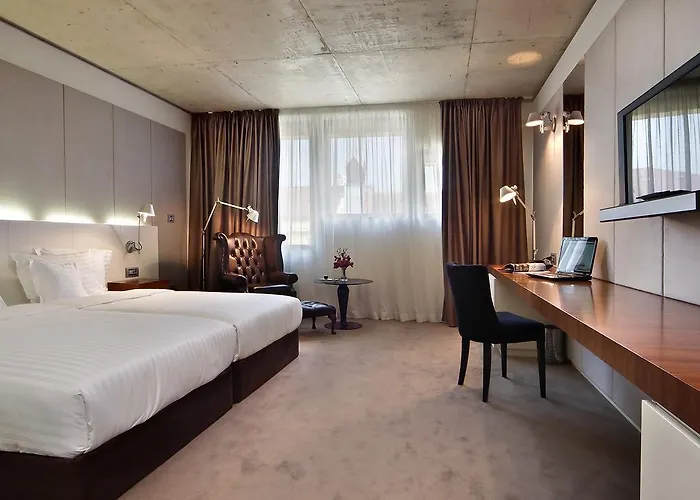 涂鸦画廊设计酒店 瓦爾納