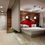 Graffit Gallery Design Hotel 5*