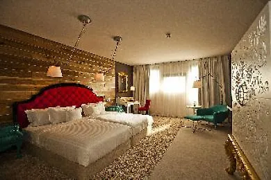 Graffit Gallery Design Hotel