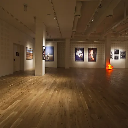 Graffit Gallery Design מלון