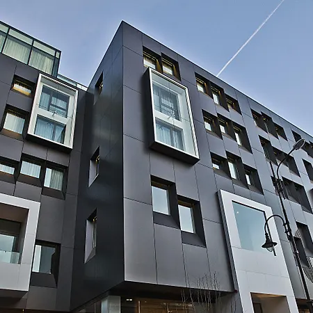 Hotel Graffit Gallery Design Warna