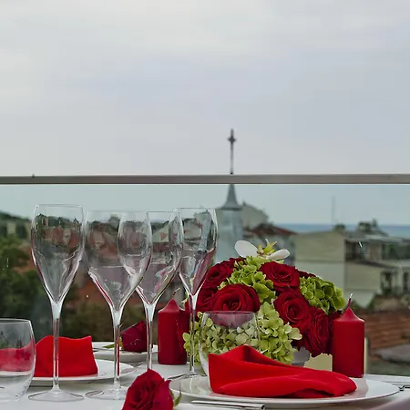 Graffit Gallery Design