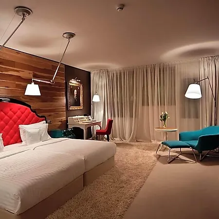Graffit Gallery Design Warna