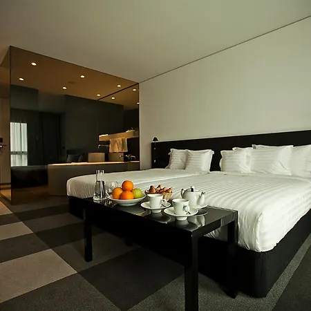 Graffit Gallery Design Hotel Warna