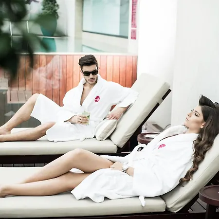 Hotel Graffit Gallery Design