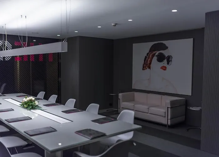 Graffit Gallery Design וארנה