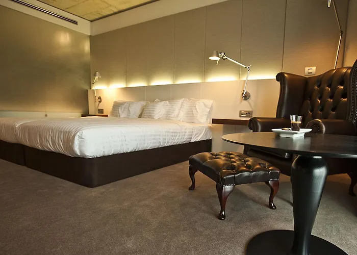 מלון Graffit Gallery Design וארנה