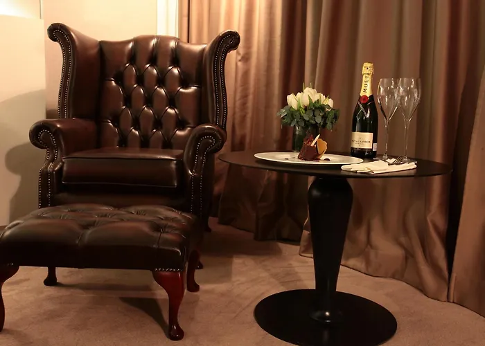 מלון Graffit Gallery Design 5*