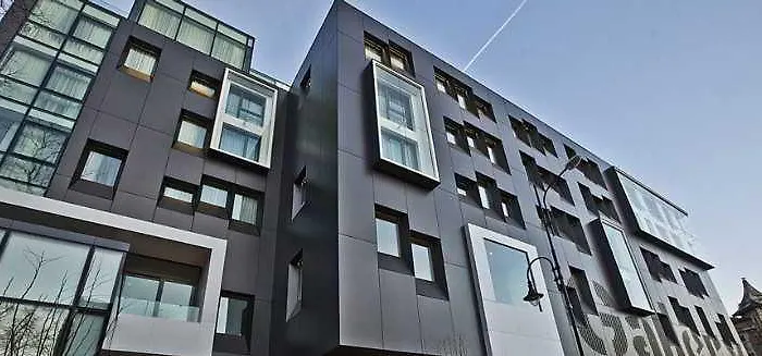 מלון Graffit Gallery Design וארנה