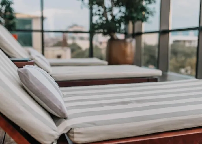 Graffit Gallery Design מלון 5*